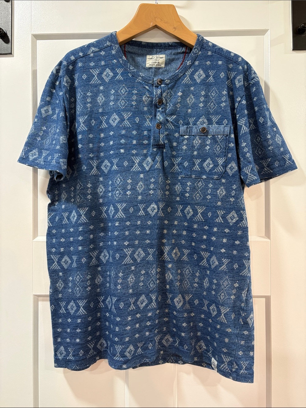 Lucky Brand Blue Patterned Button Henley Pocket Short Sleeve T-Shirt Size Large